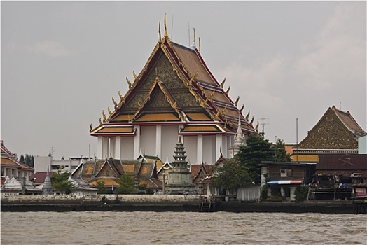 cầu bạch thủ bình định
