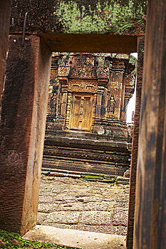 cau lo hai nhay